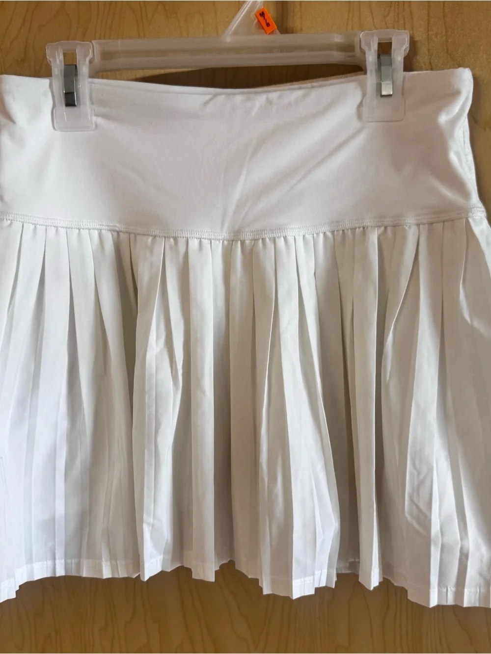 JoyLab White Pleated Mini Skirt